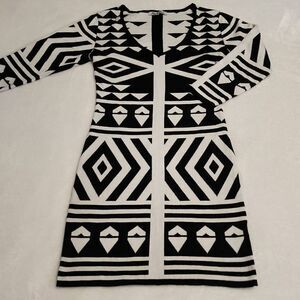 Stilletto's Women's Size Medium Bodycon Sweater Dress Black and White Geometric